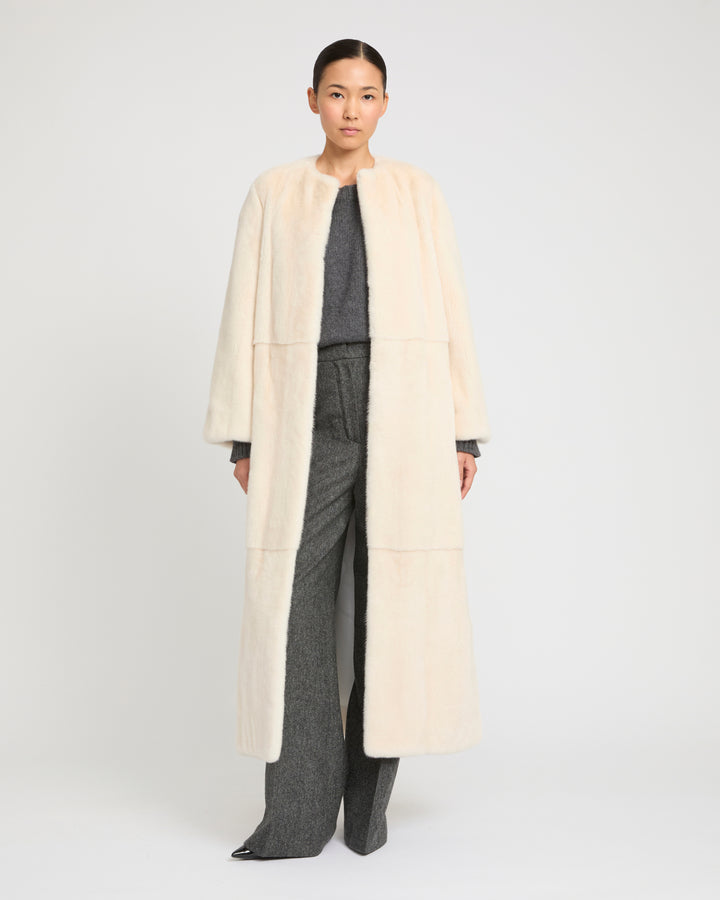 Maxi manteau ceinturé en fourrure de vison long poil
