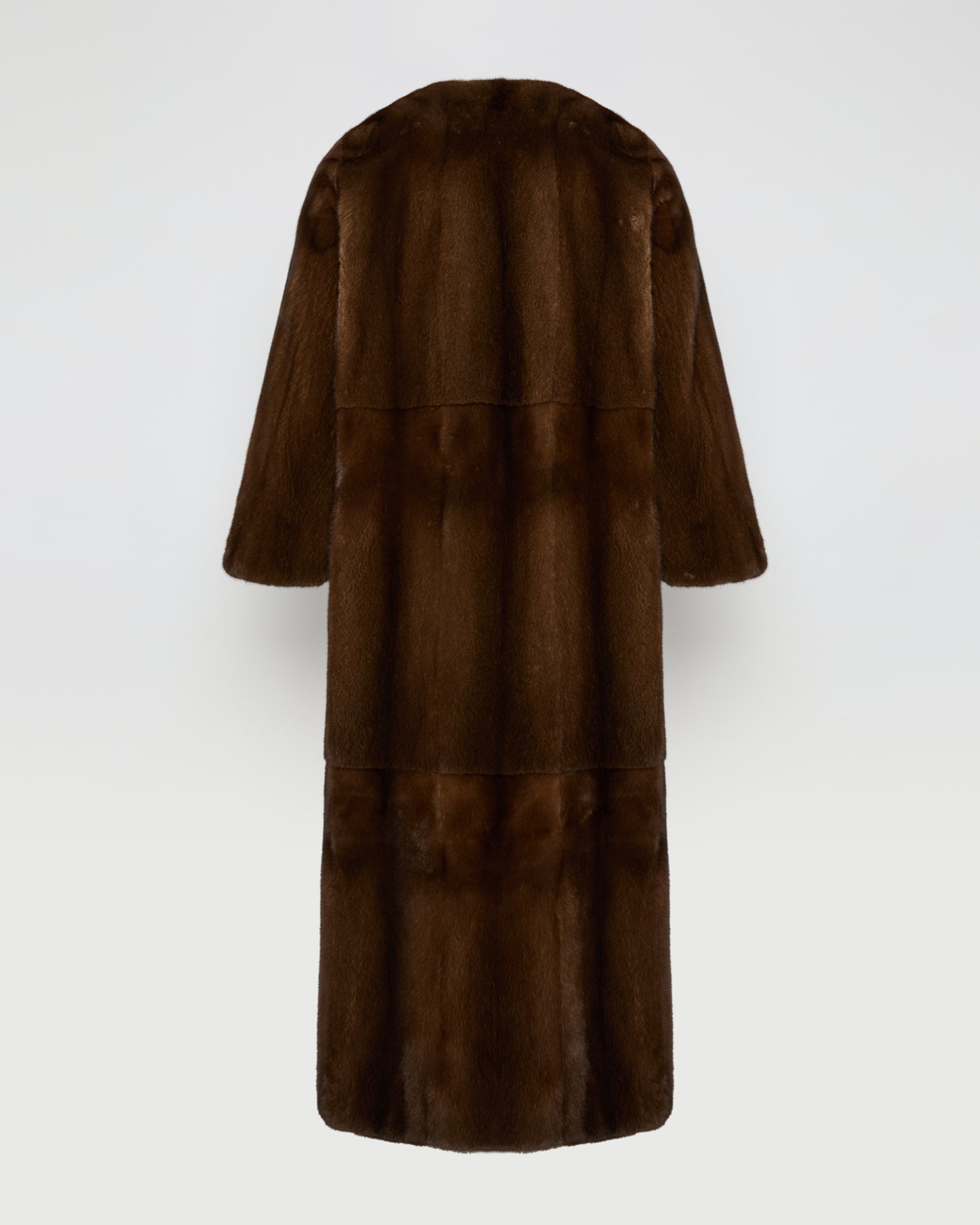 Maxi manteau ceinturé en fourrure de vison long poil