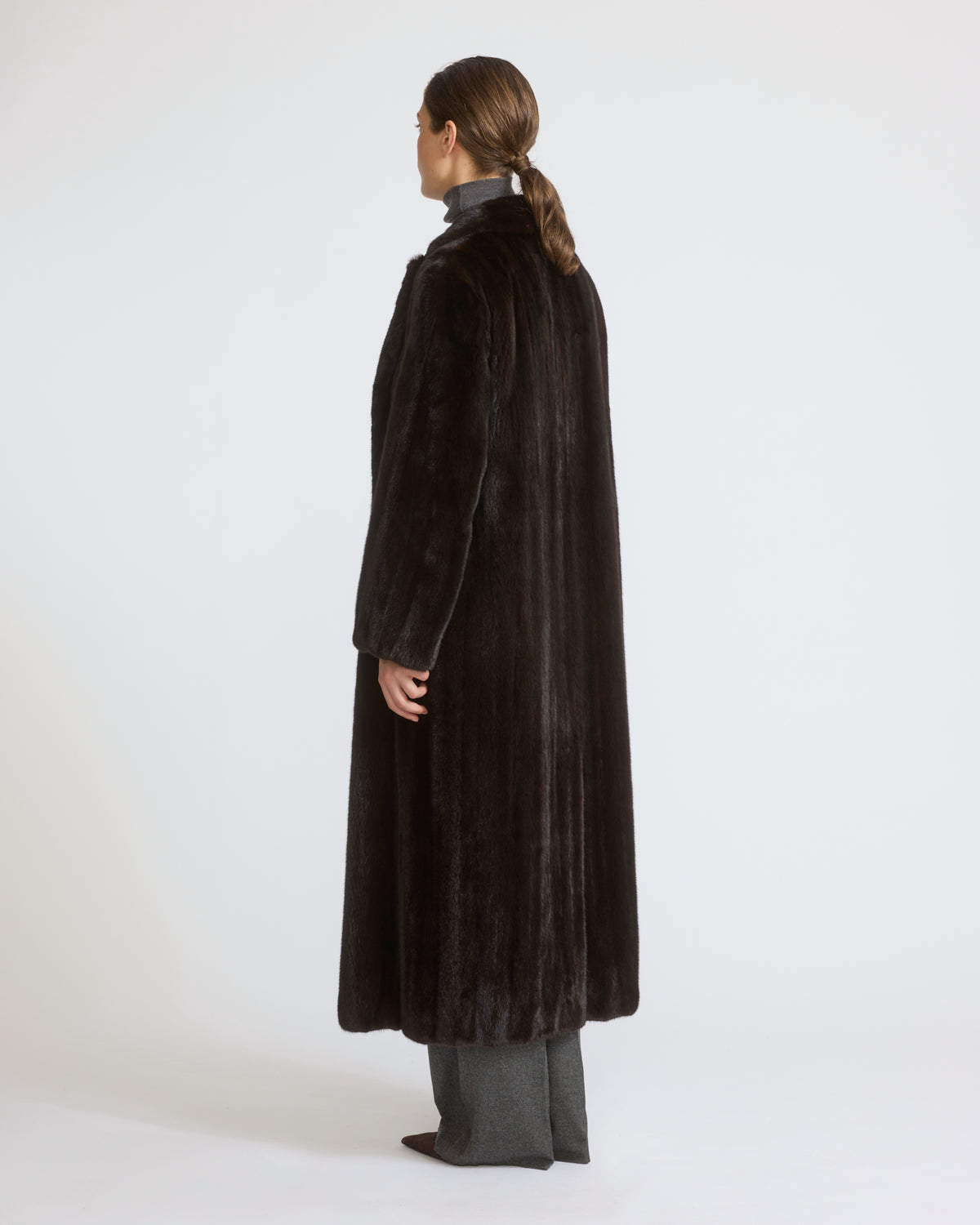 Manteau long en fourrure de vison long poil - Yves Salomon - Nouvelle collection Automne Hiver