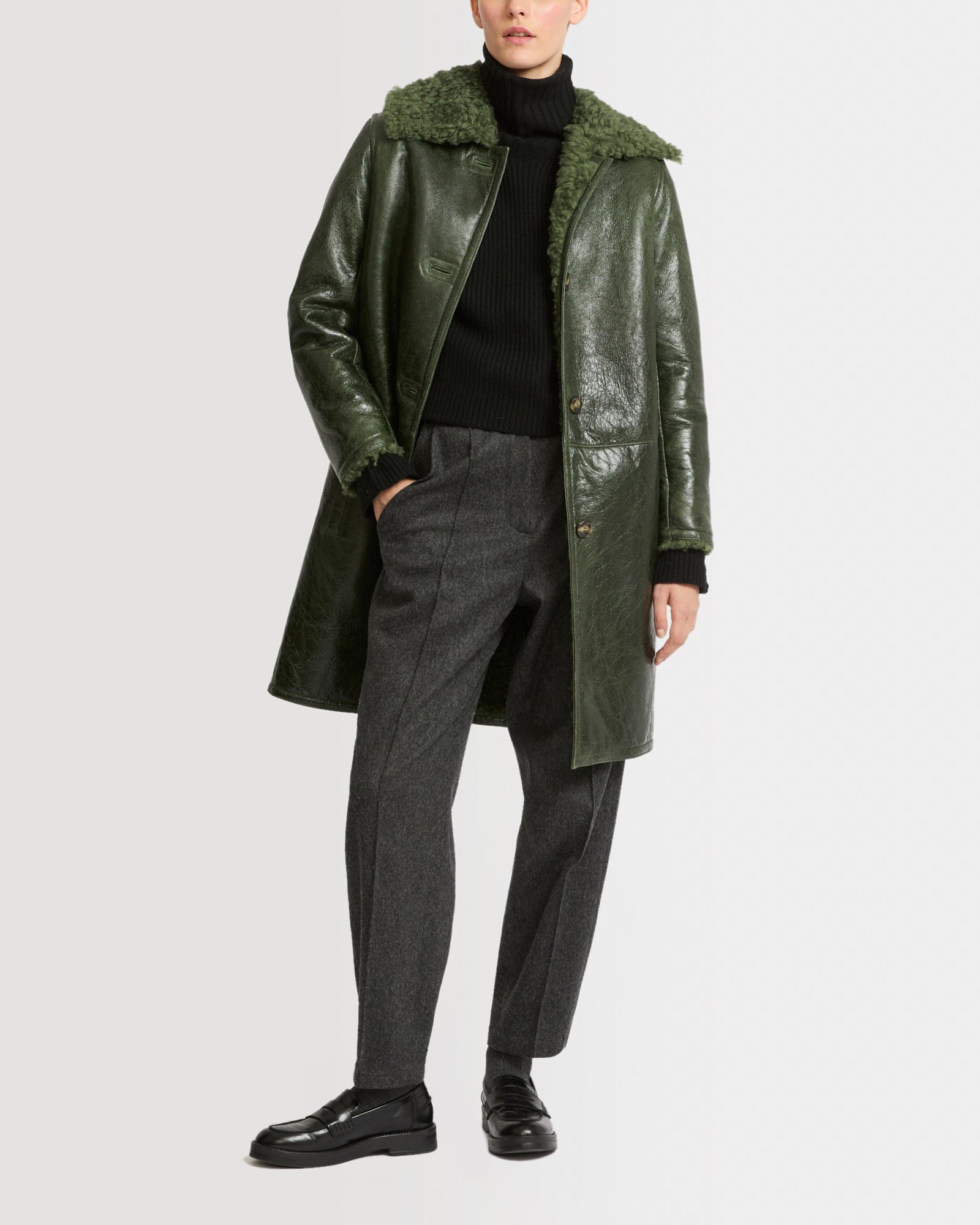 希少 美品 OVERCOAT Short Sleeve Top Green Alicia Petite Short Trench Coat Dusted Olive | Forever New