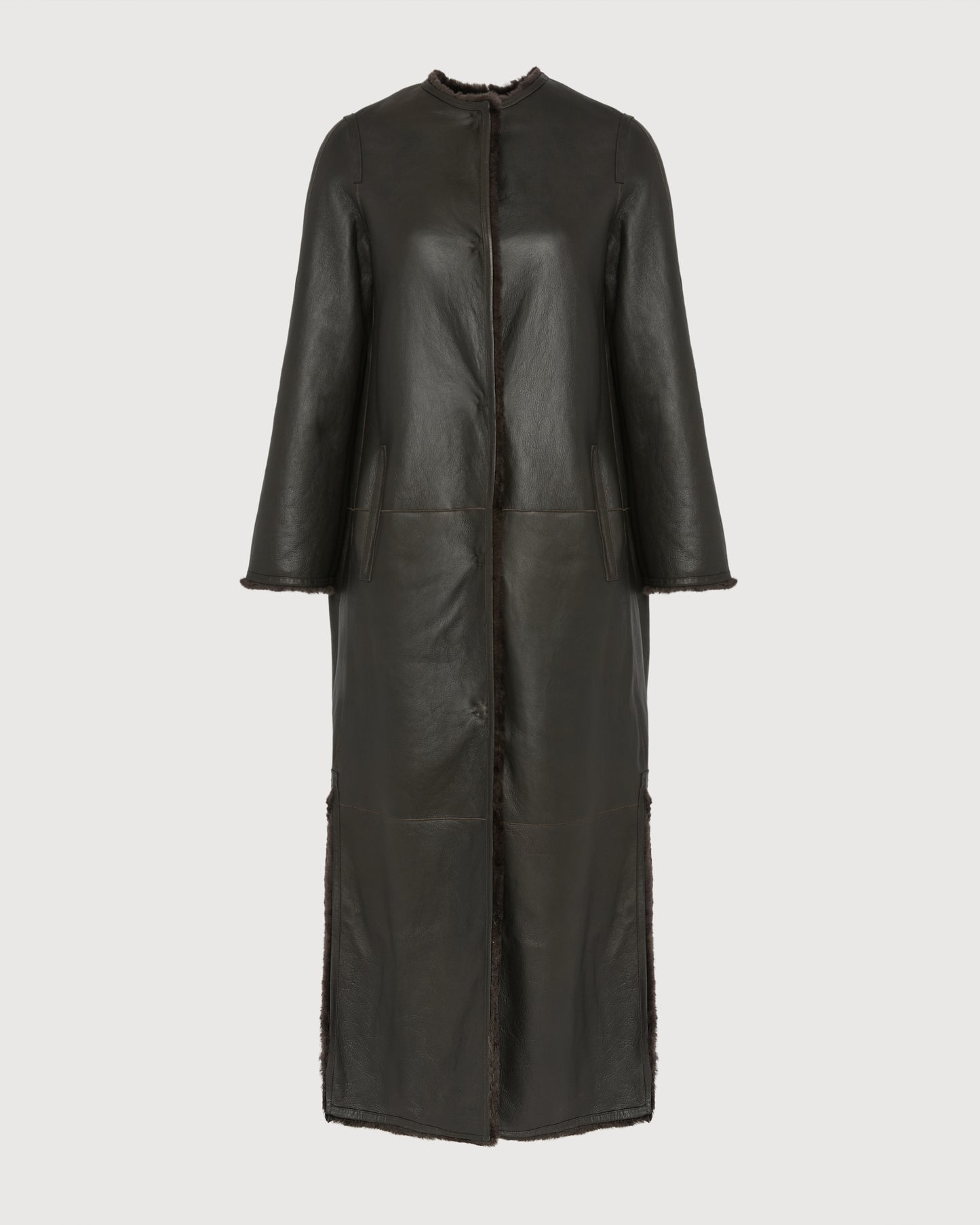 Manteau extra long en peau lainée d'agneau -Yves Salomon