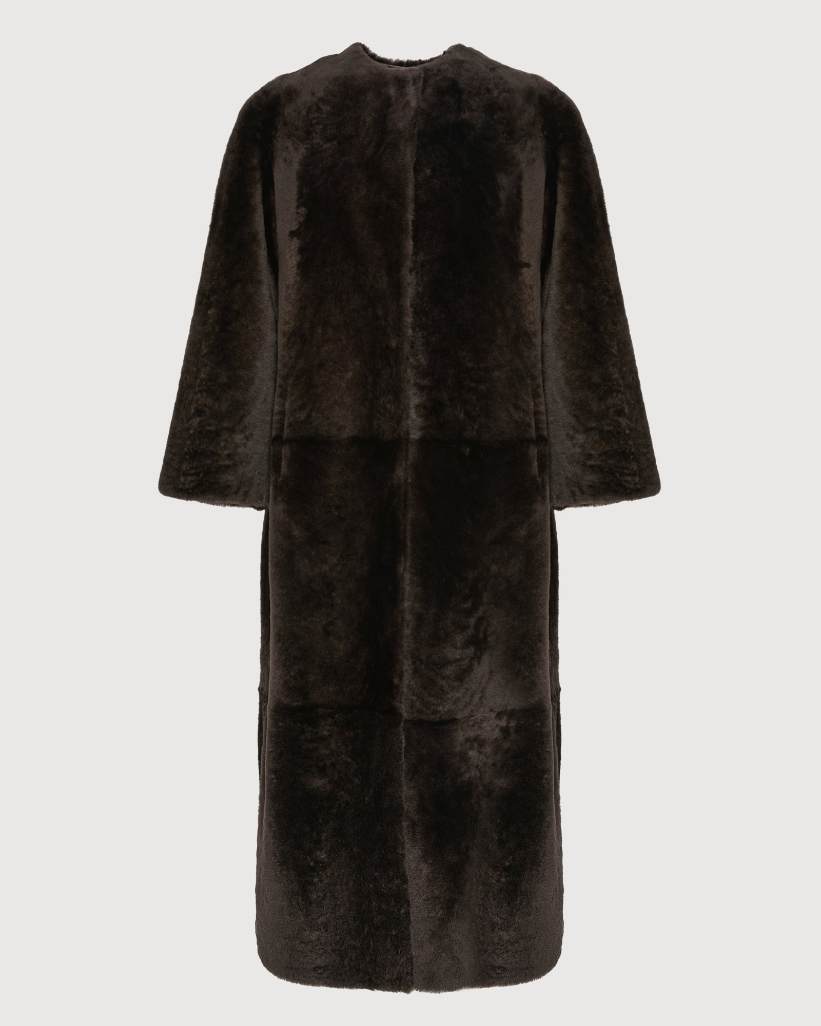 Manteau extra long en peau lainée d'agneau -Yves Salomon