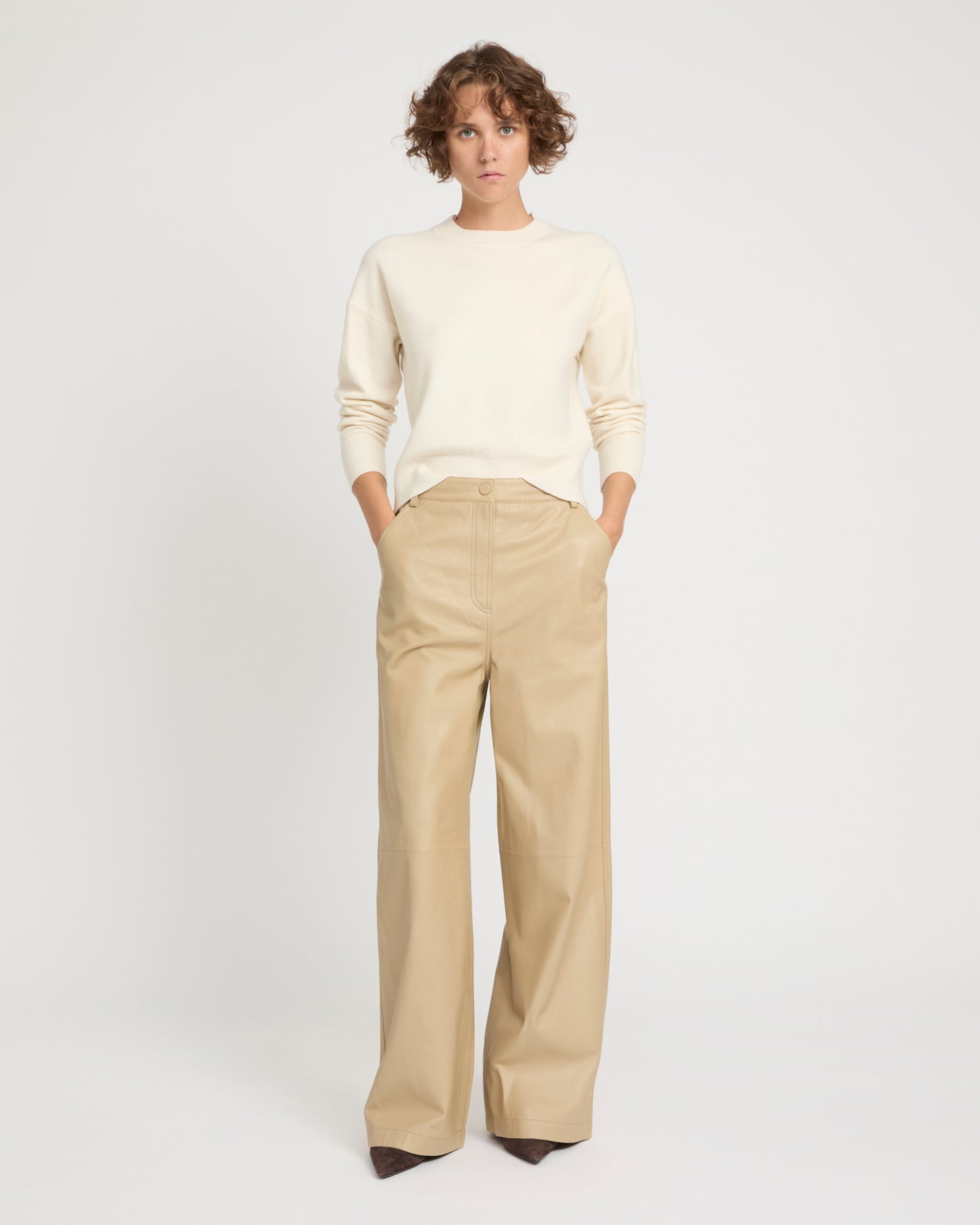 Straight trousers in lamb leather