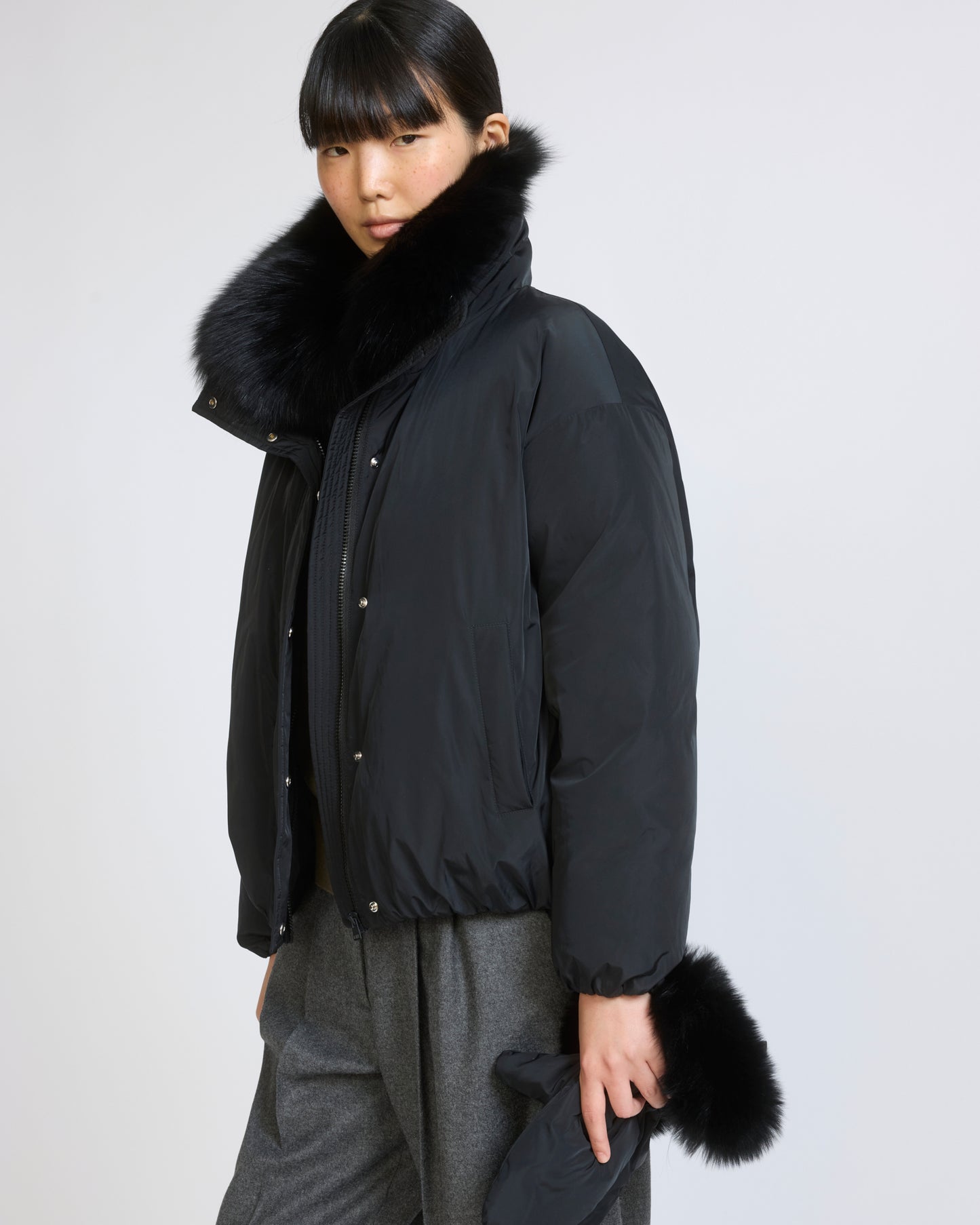 Short technical fabric down jacket with detachable fox fur collar