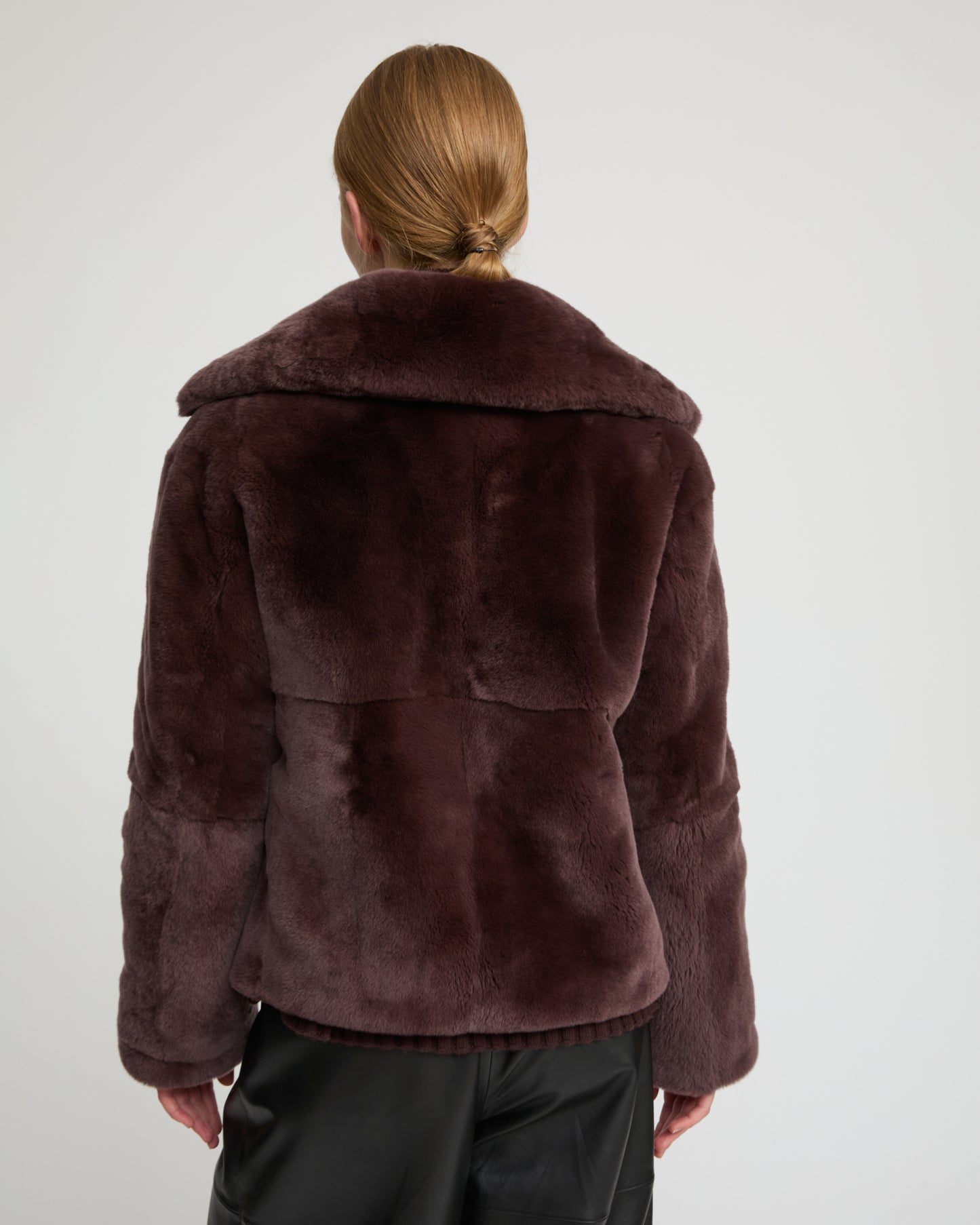 Veste droite en fourrure de lapin rex