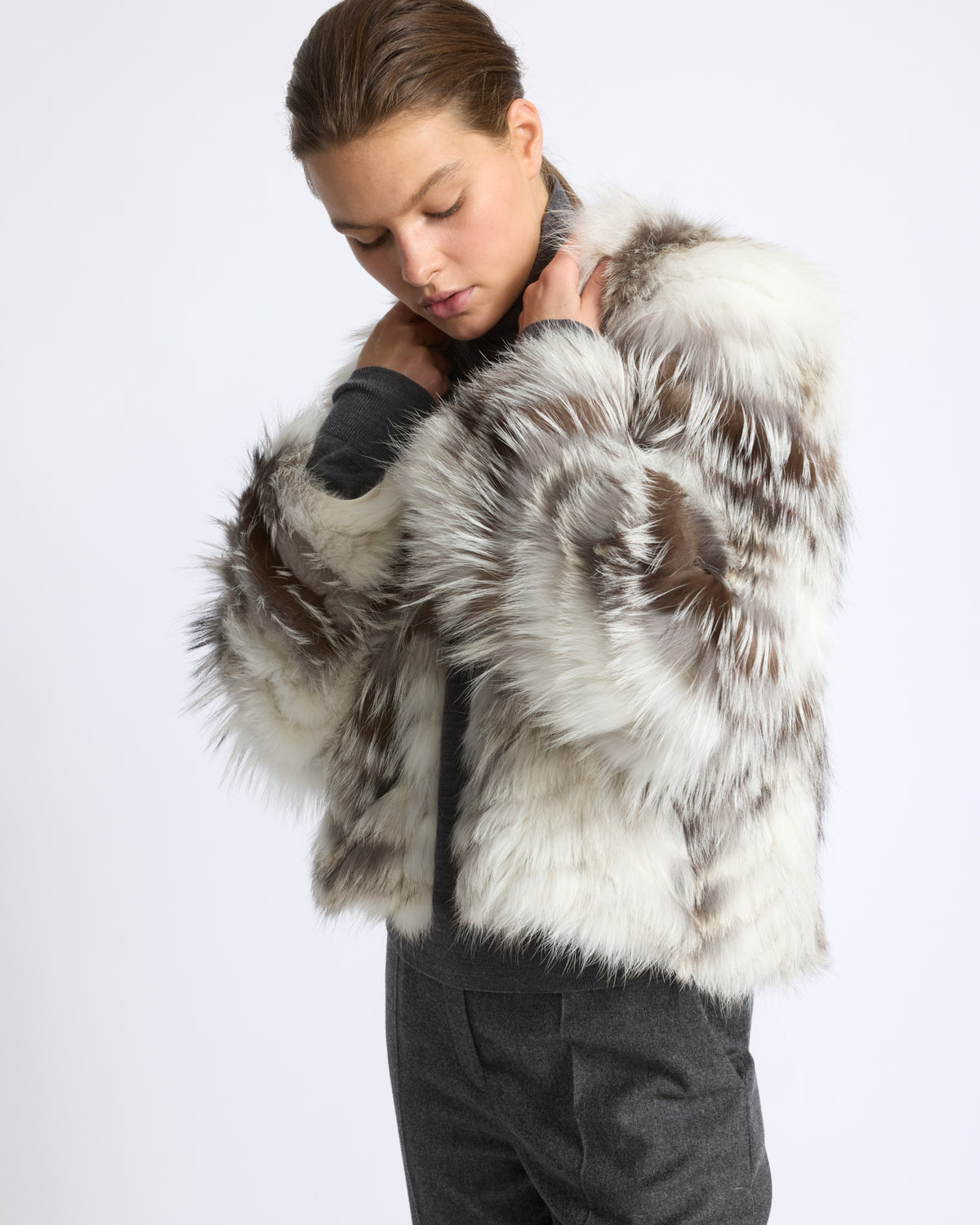 Gilet ceinturé en maille mérinos et fourrure de renard - Yves Salomon - Nouvelle collection Automne Hiver
