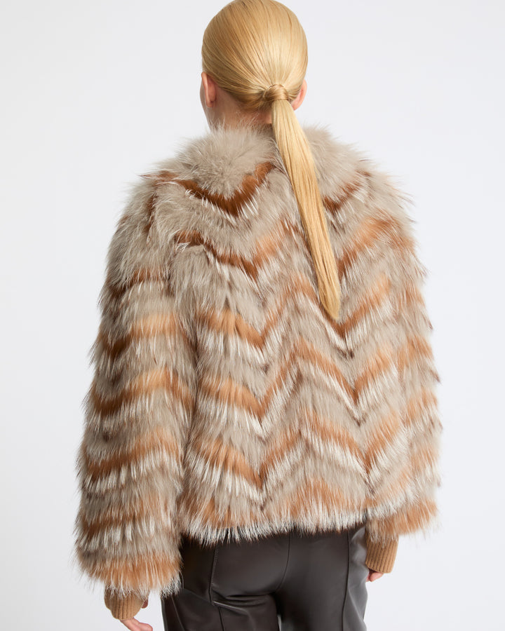 Veste ceinturée en maille mérinos et fourrure de renard- Yves Salomon - Nouvelle collection Automne Hiver