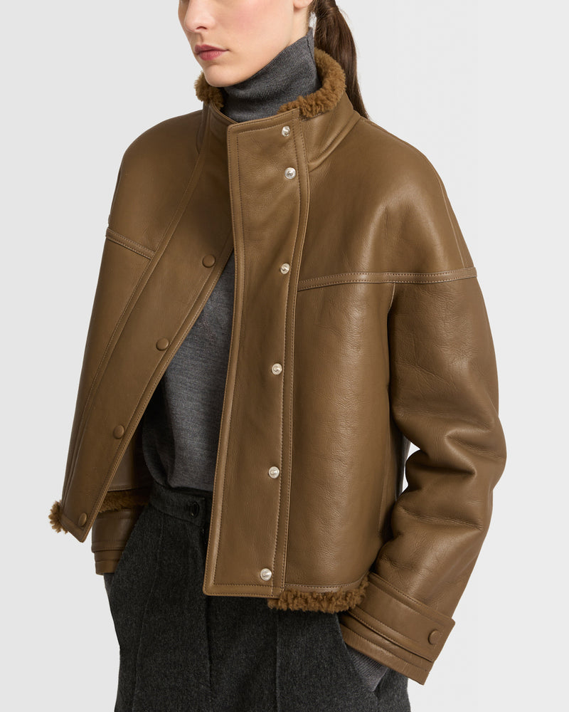 Veste croppée en mérinos gonfio