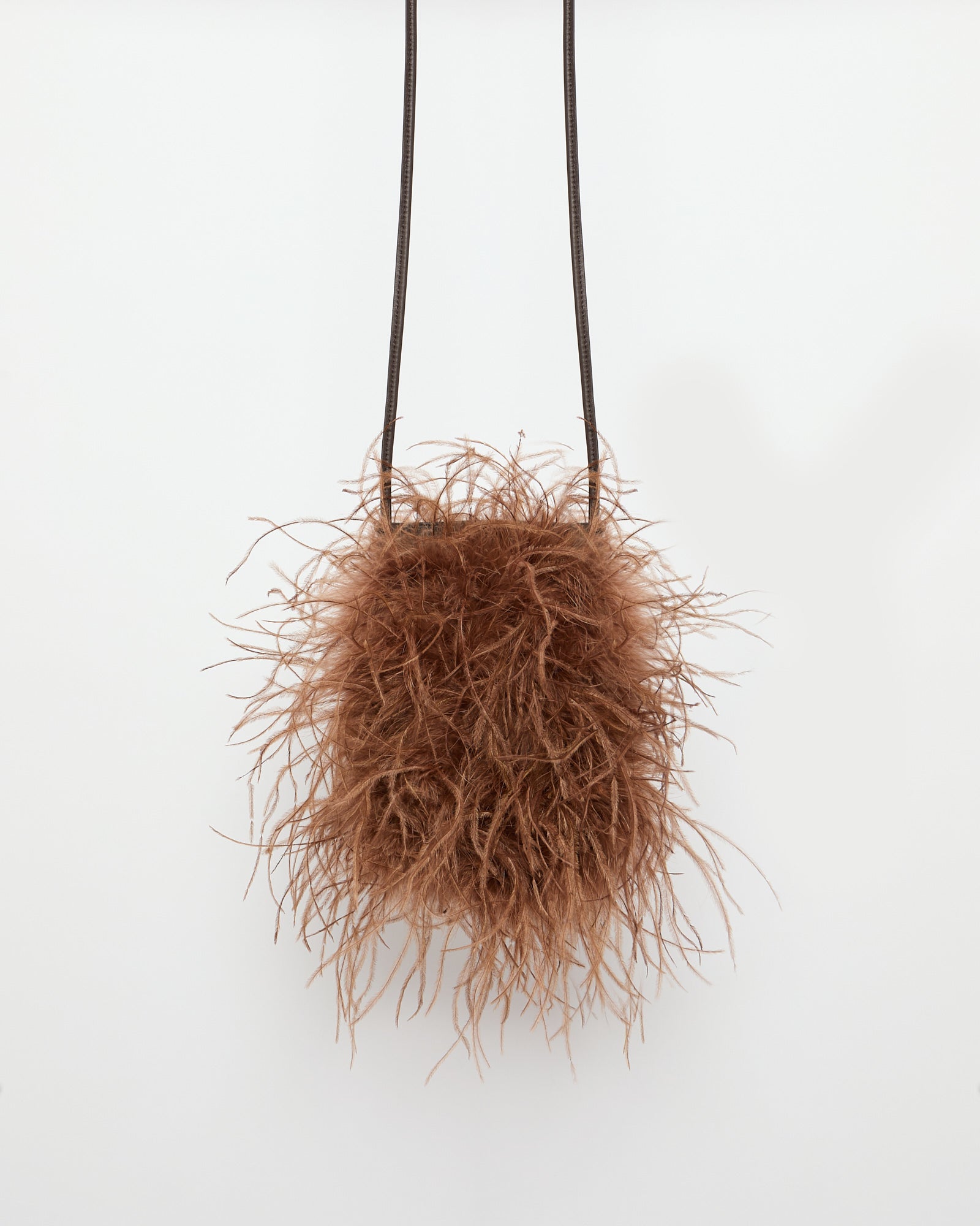 Etui de téléphone en plumes d'autruche -Yves salomon - Nouvelle collection Printemps Été