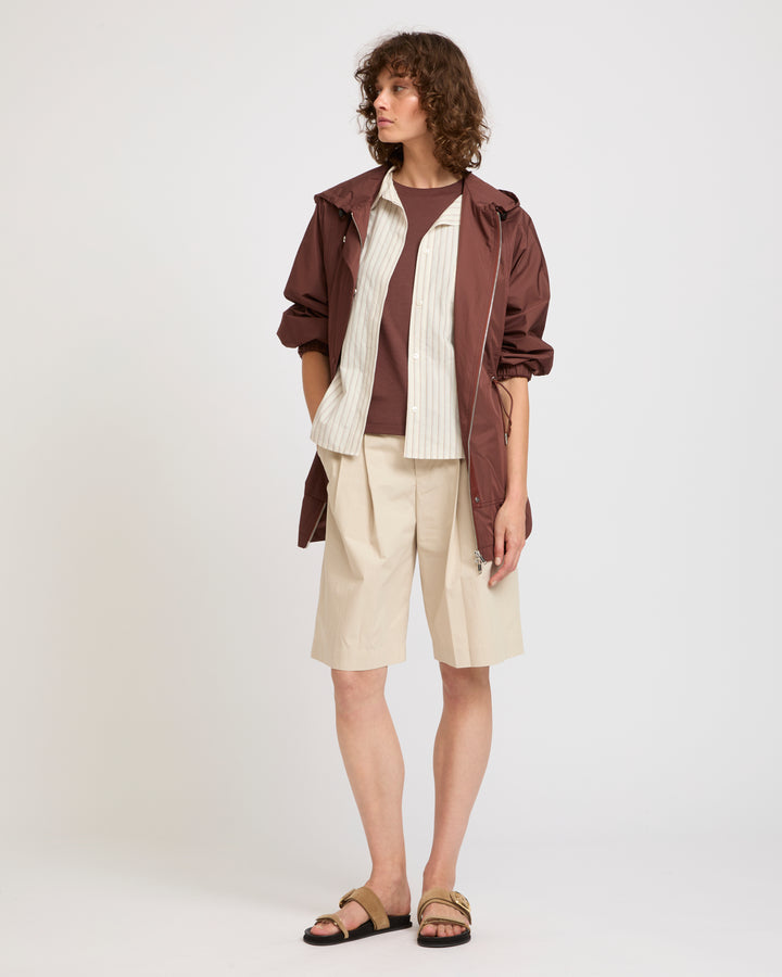 Parka cape en tissu technique imperméable -Yves salomon - Nouvelle collection Printemps Été