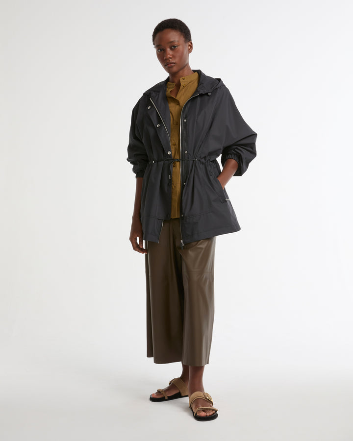 Parka cape en tissu technique waterproof -Yves salomon - Nouvelle collection Printemps Été