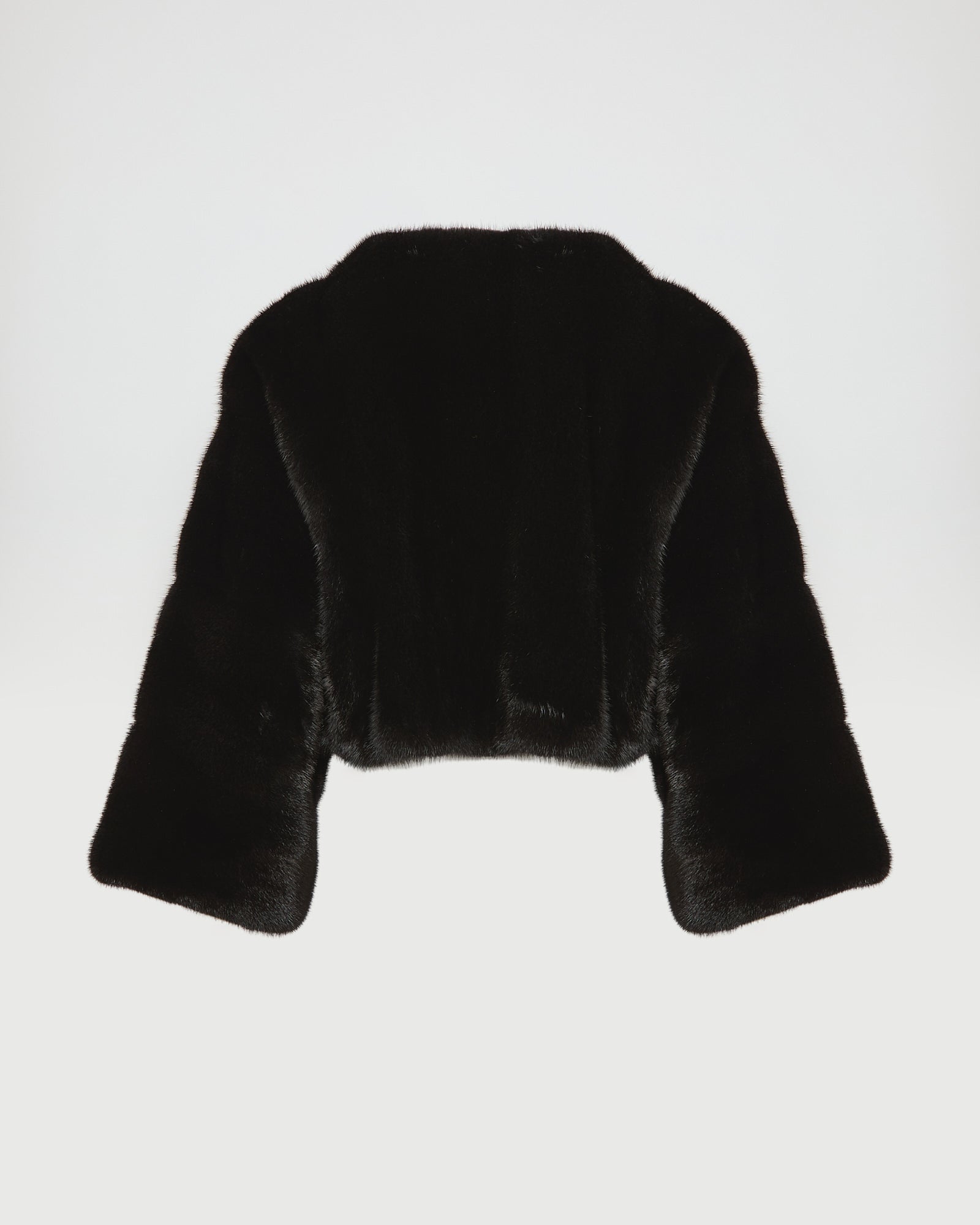 Cape courte en fourrure de vison long poil -Yves salomon - Nouvelle collection Printemps Été