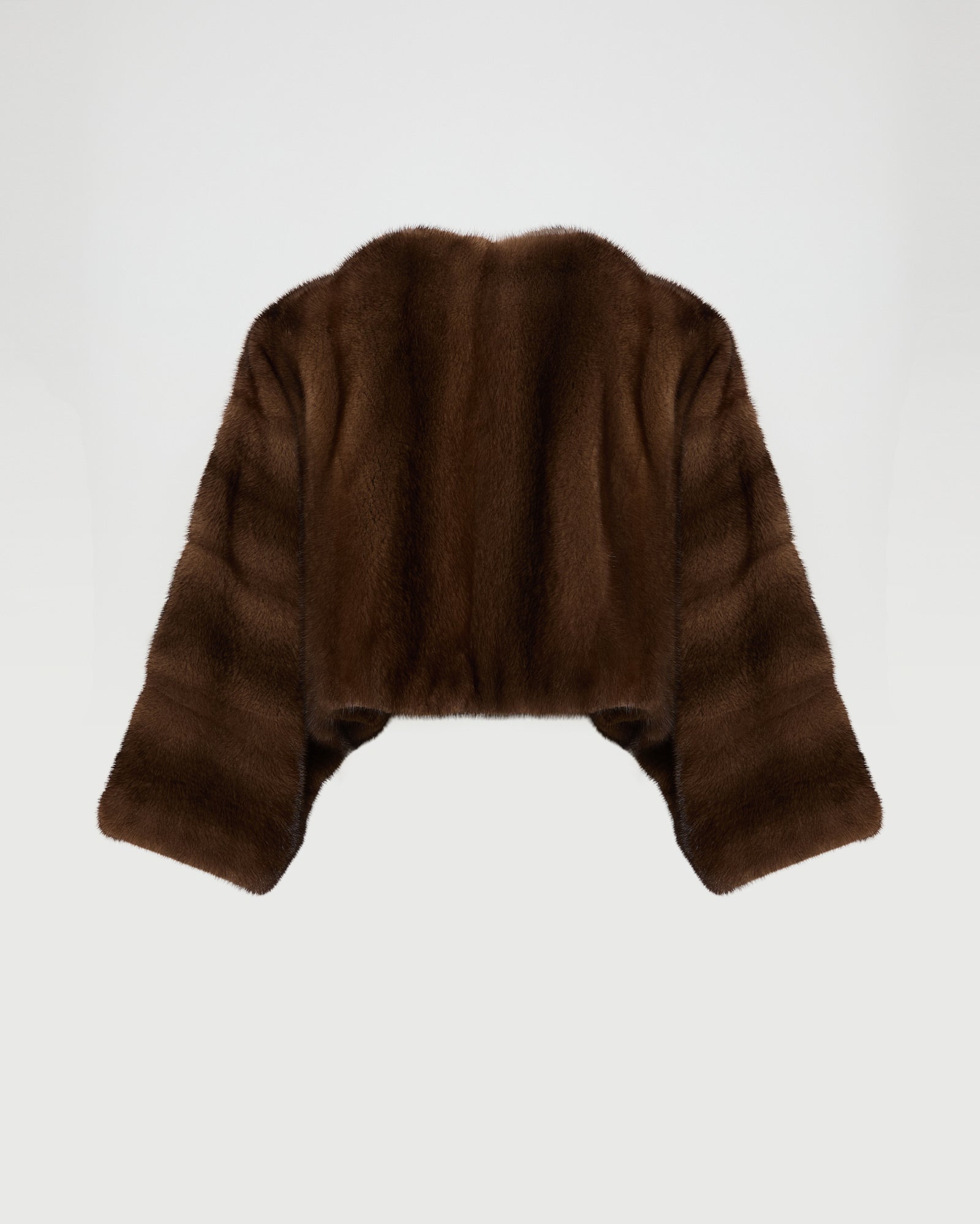 Cape courte en fourrure de vison long poil -Yves salomon - Nouvelle collection Printemps Été