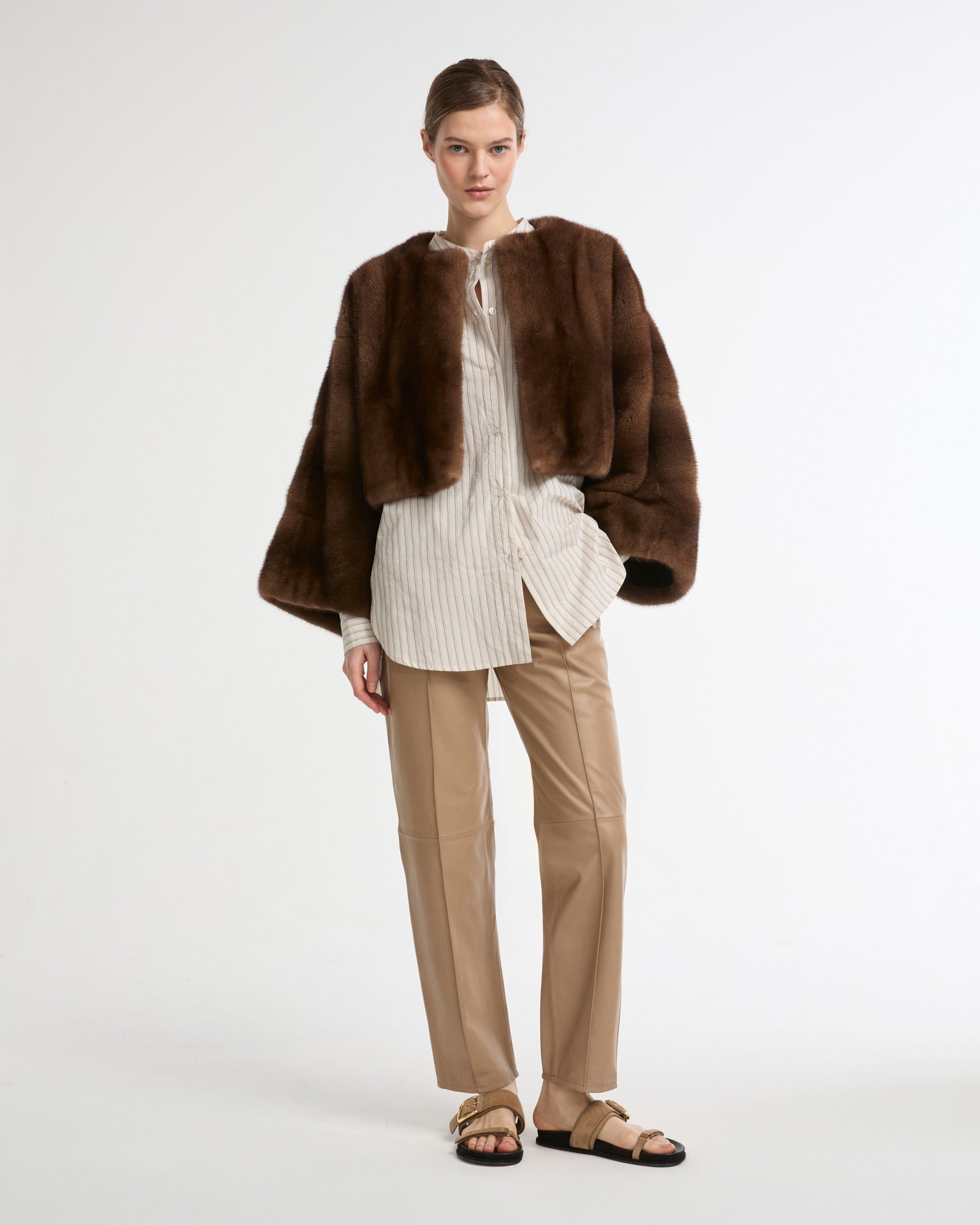 Pantalon tailleur en cuir d'agneau -Yves salomon - Nouvelle collection Printemps Été