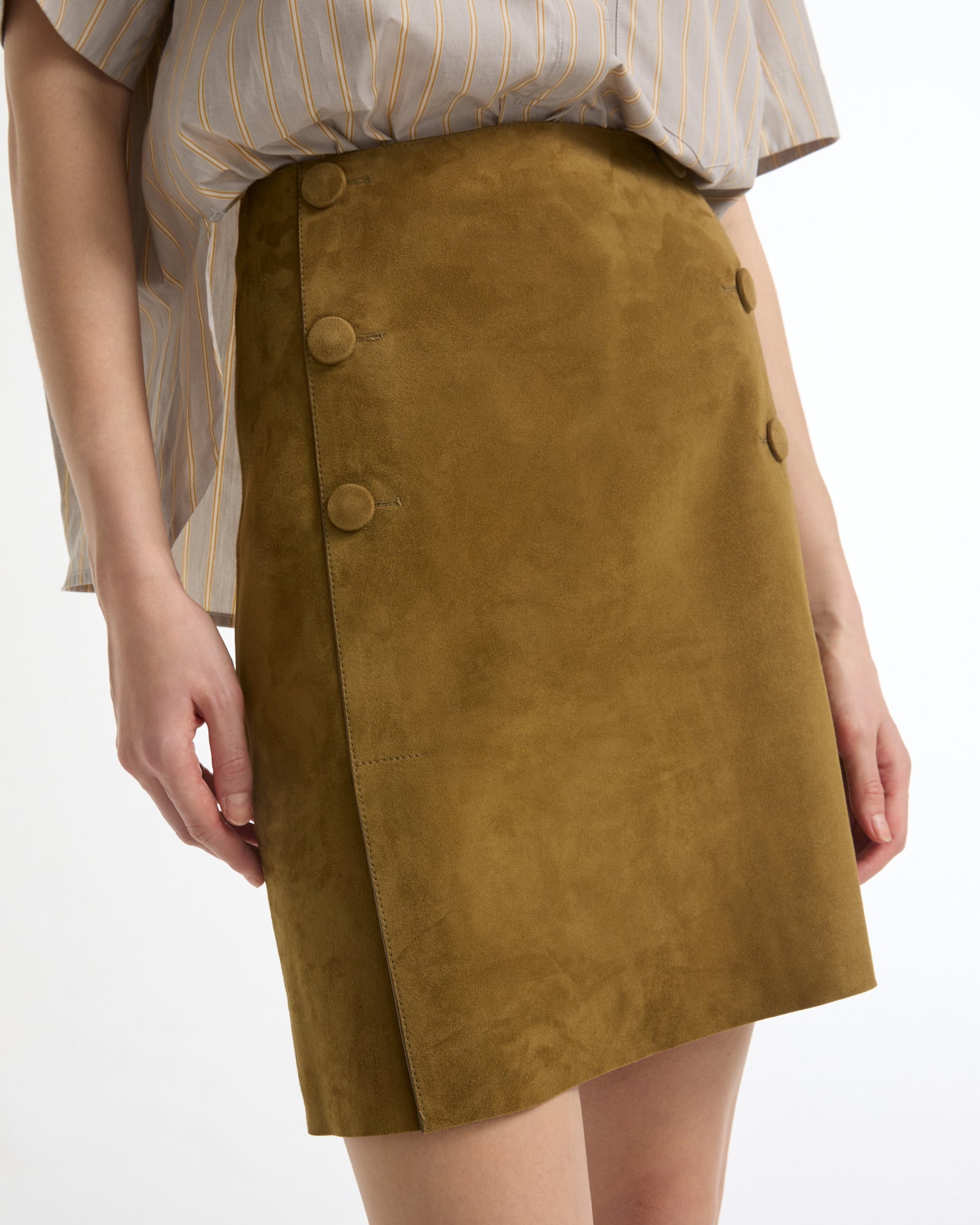 Jupe courte en cuir d'agneau double face -Yves salomon - Nouvelle collection Printemps Été