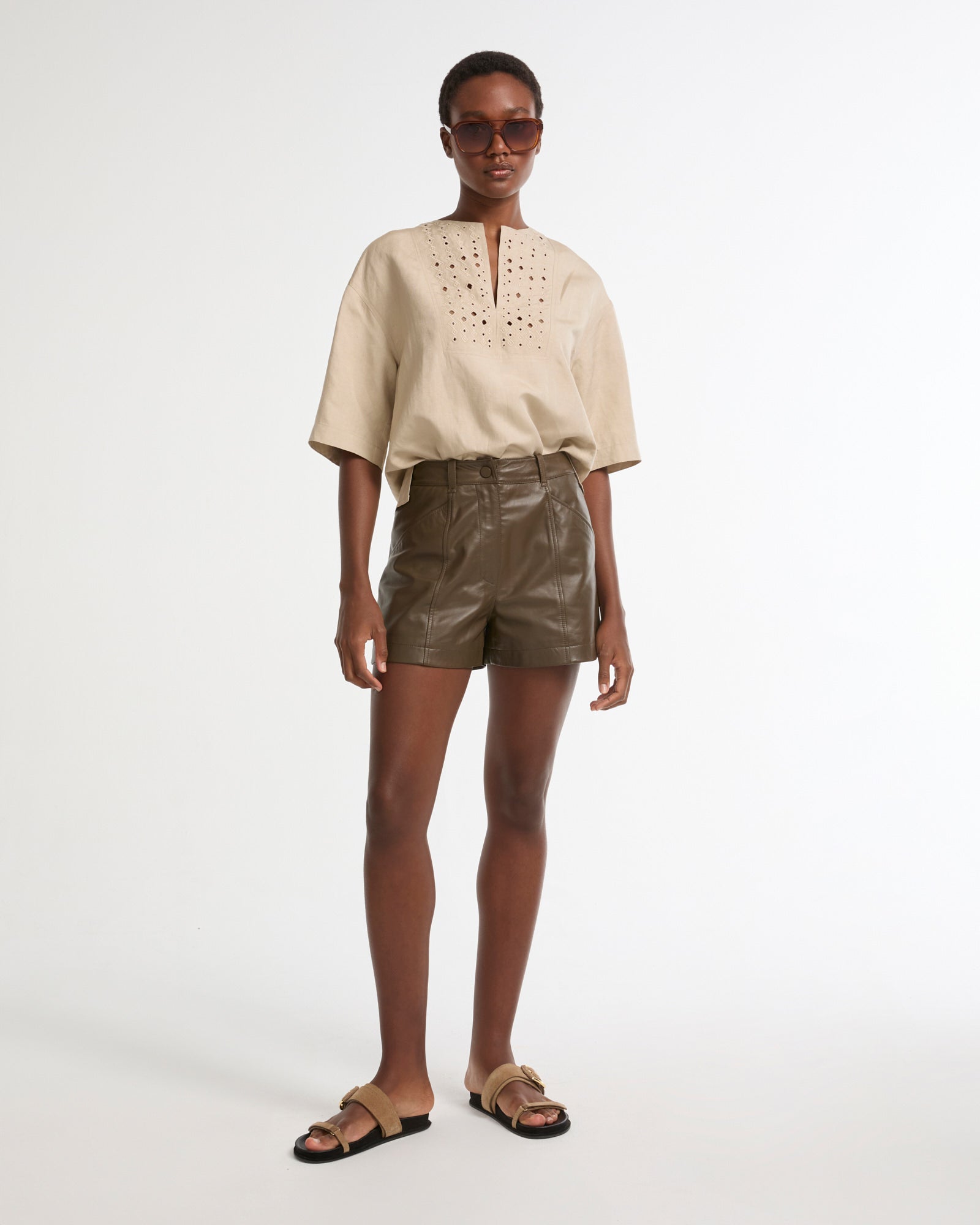 Short en cuir d'agneau -Yves salomon - Nouvelle collection Printemps Été