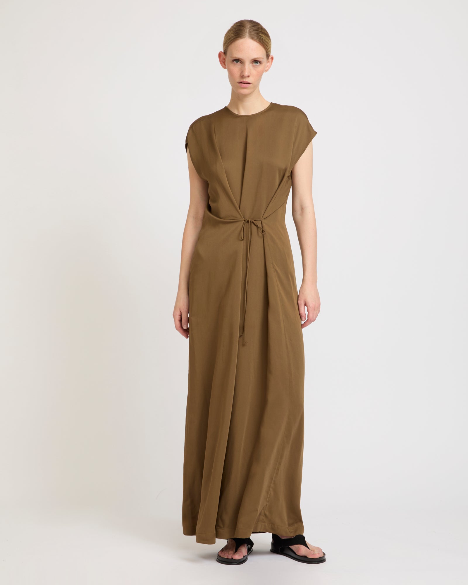 Soldes Robe asymétrique modulable en satin -Yves salomon - Nouvelle collection Printemps Été