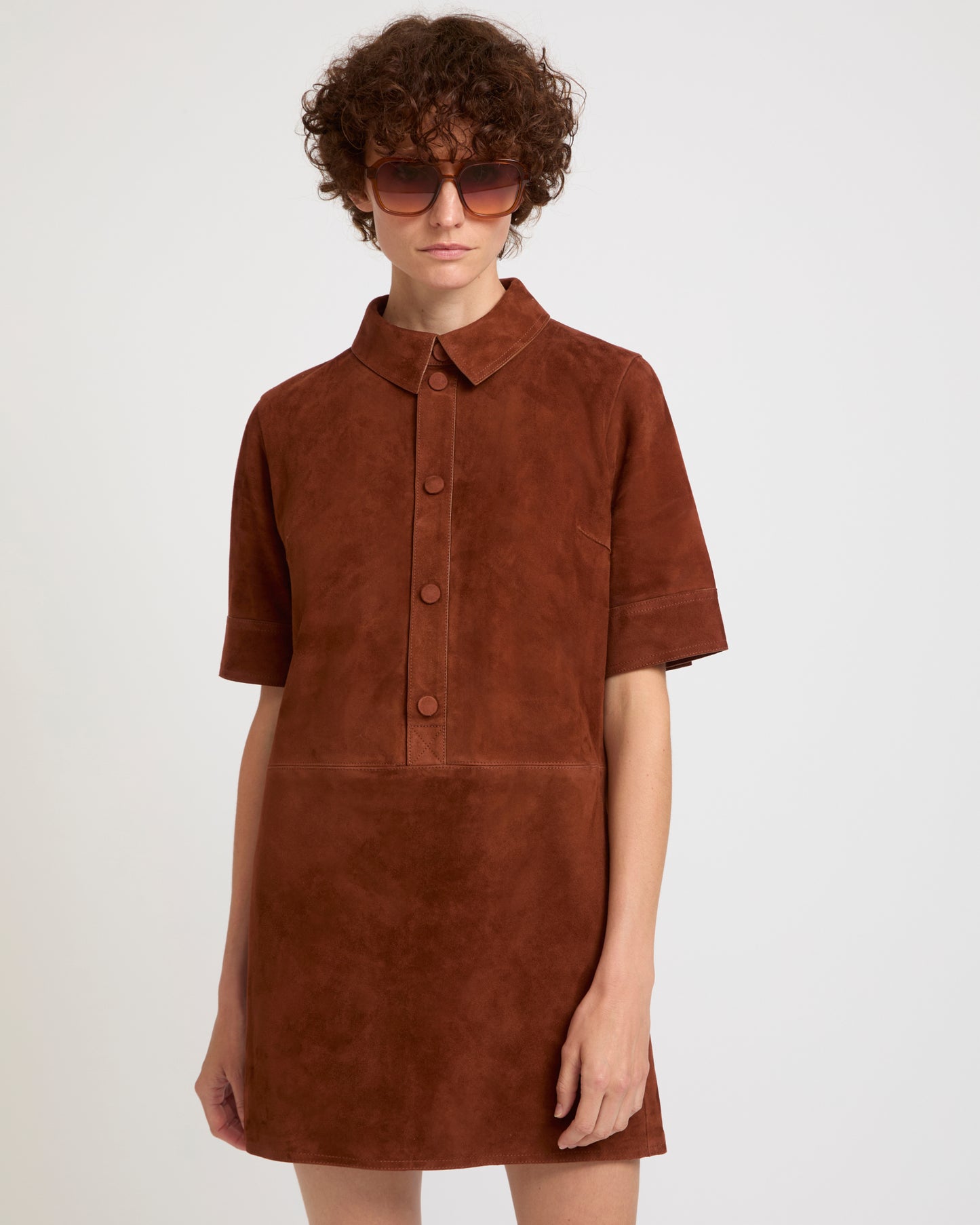 Robe courte en cuir d'agneau double face