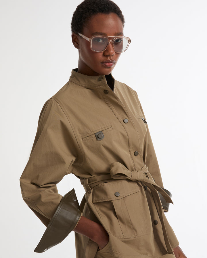 Veste saharienne ceinturée en tissu coton -Yves salomon - Nouvelle collection Printemps Été