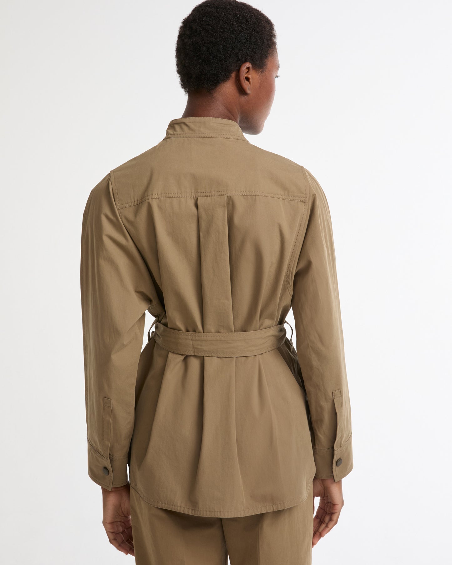 Veste saharienne ceinturée en tissu coton -Yves salomon - Nouvelle collection Printemps Été