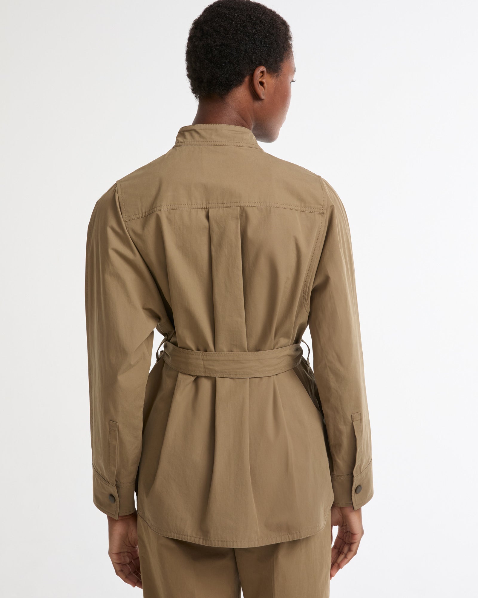 Veste saharienne ceinturée en tissu coton -Yves salomon - Nouvelle collection Printemps Été