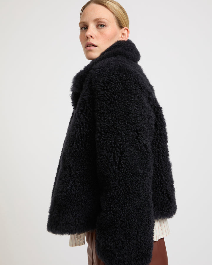 Blouson en lainage cachemire et peau lainée d'agneau long poil -Yves salomon - Nouvelle collection Printemps Été