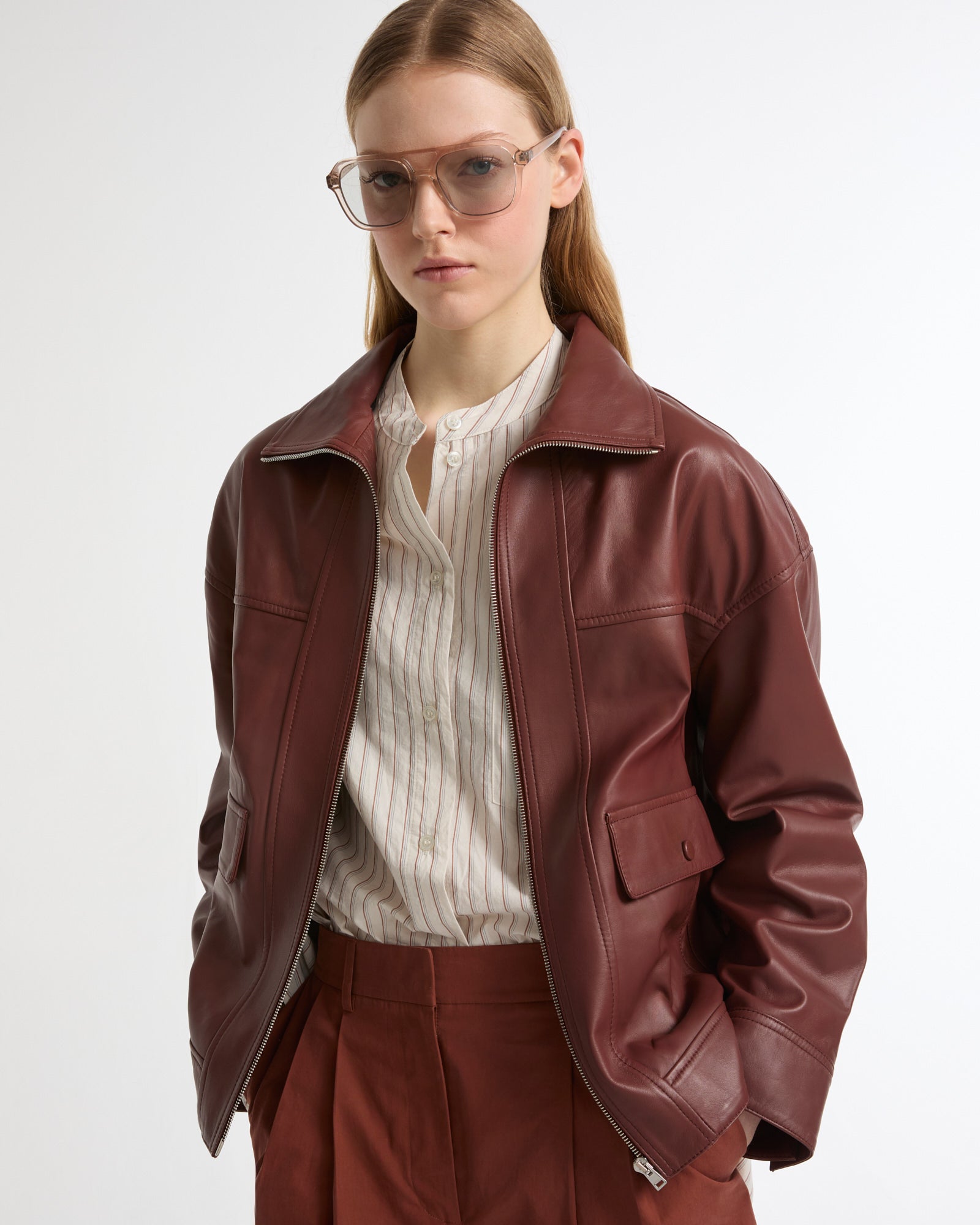 Veste courte en cuir d'agneau -Yves salomon - Nouvelle collection Printemps Été