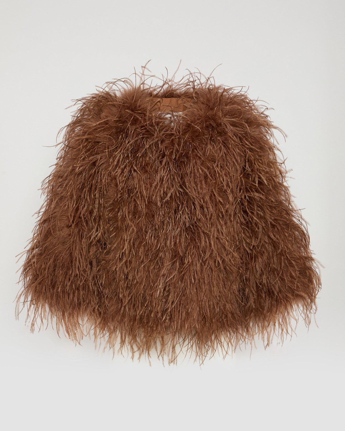 Veste courte en plumes d'autruche -Yves salomon - Nouvelle collection Printemps Été