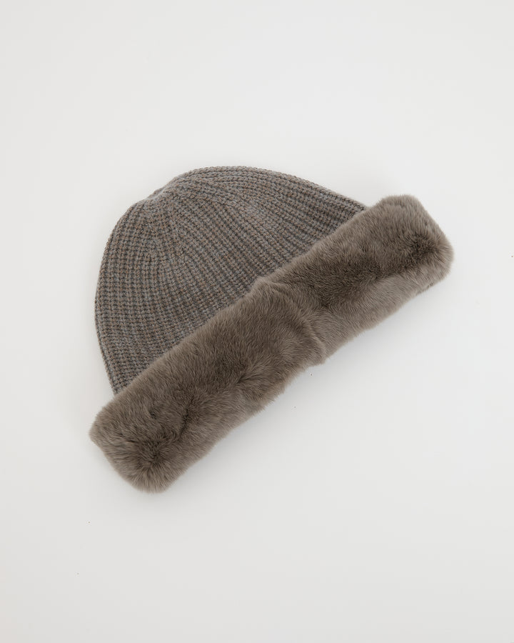 Cashmere and wool knit beanie with rex rabbit fur turn-up