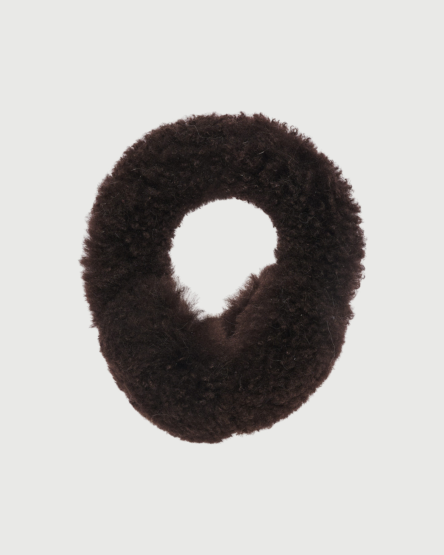 Cache-oreilles en peau lainée d'agneau cachemire- Yves Salomon - Nouvelle collection Automne Hiver