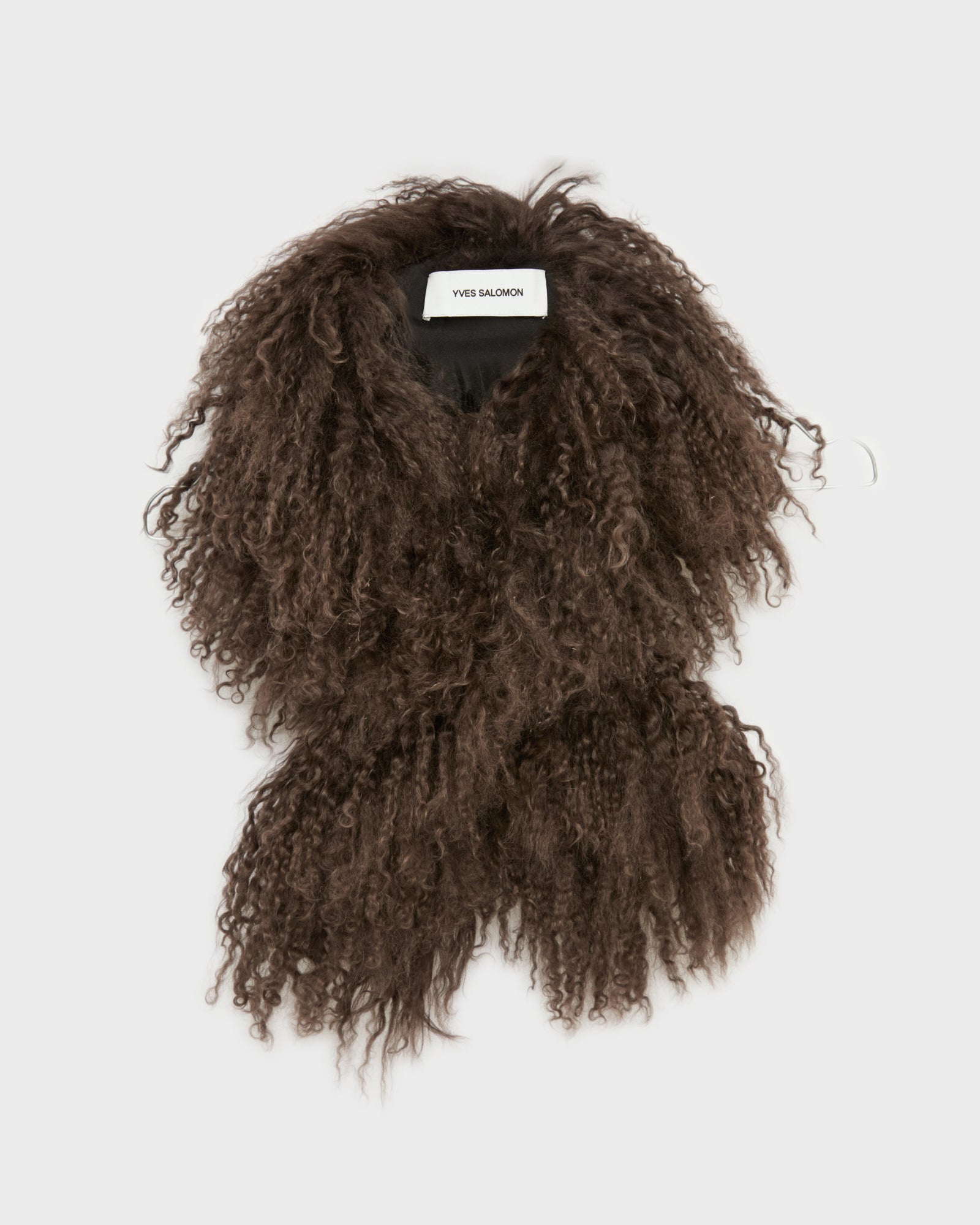 Echarpe en agneau long poil -Yves Salomon