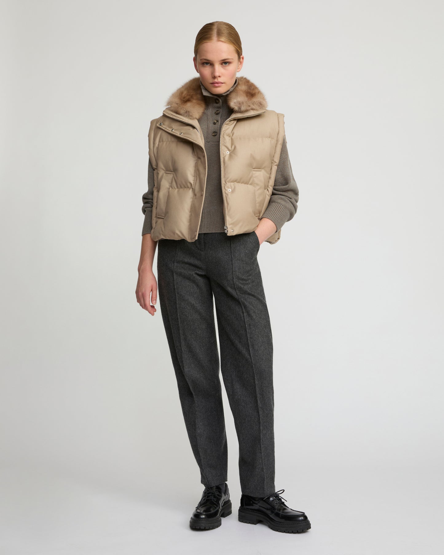 Gilet en flanelle avec col en fourrure de zibeline