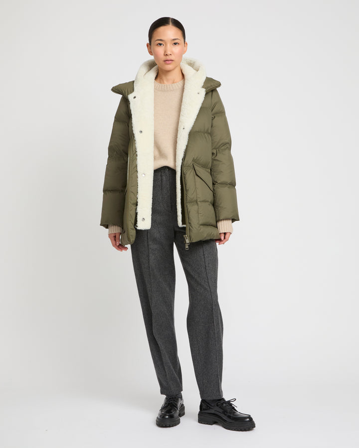 Kaki Blend Doudoune Down Jacket In Technical Fabric Lambskin