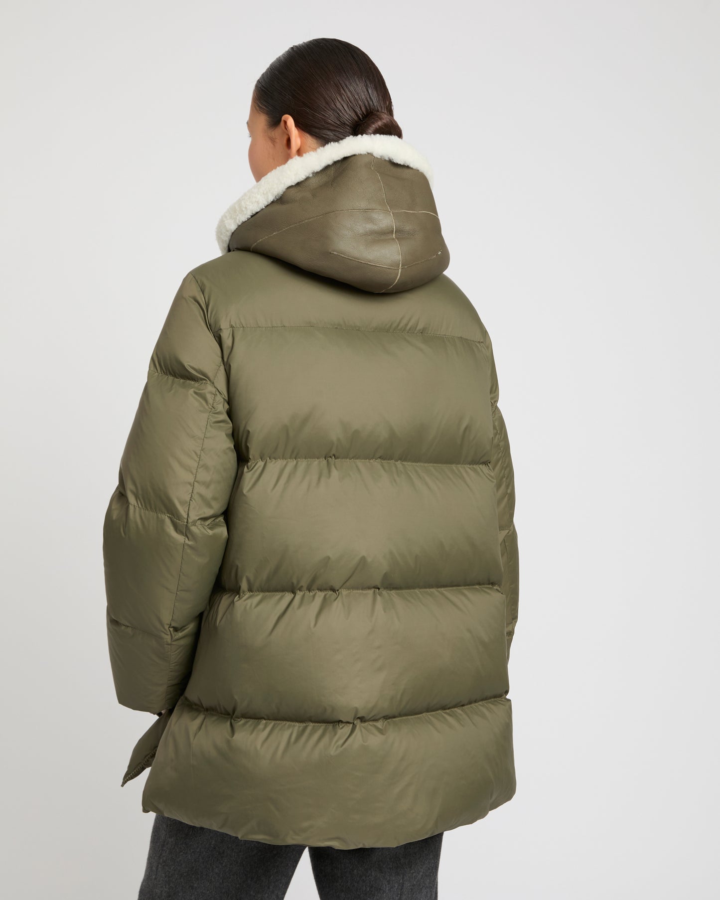 Doudoune "A" line avec plastron en peau lainée d'agneau