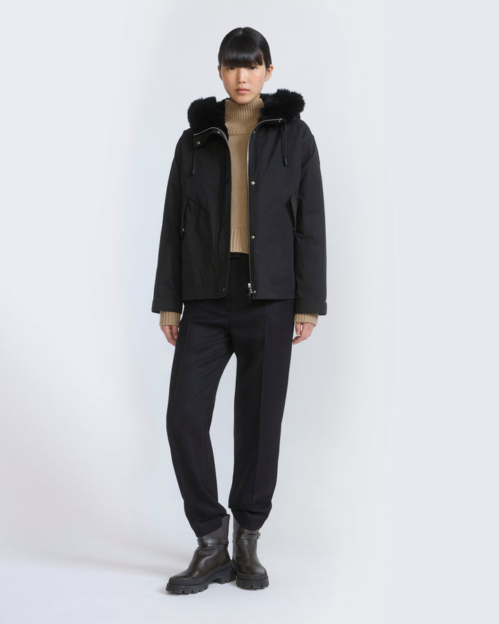 Parka courte en coton imperméable avec fourrure de renard et lapin