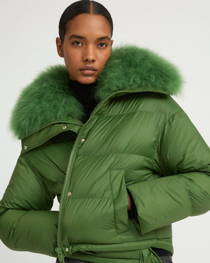 Short down jacket with fluffy lambswool trim