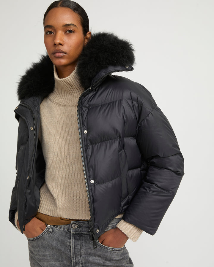 Short down jacket with fluffy lambswool trim
