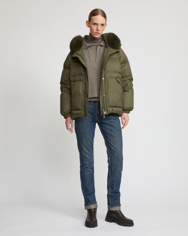 Short down jacket with raglan sleeves and fox fur trim