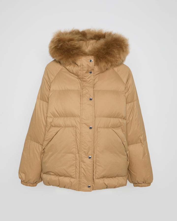 Short down jacket with raglan sleeves and fluffy lambswool trim