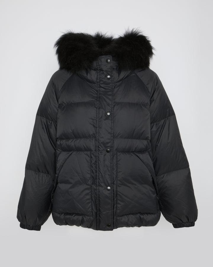 Short down jacket with raglan sleeves and fluffy lambswool trim