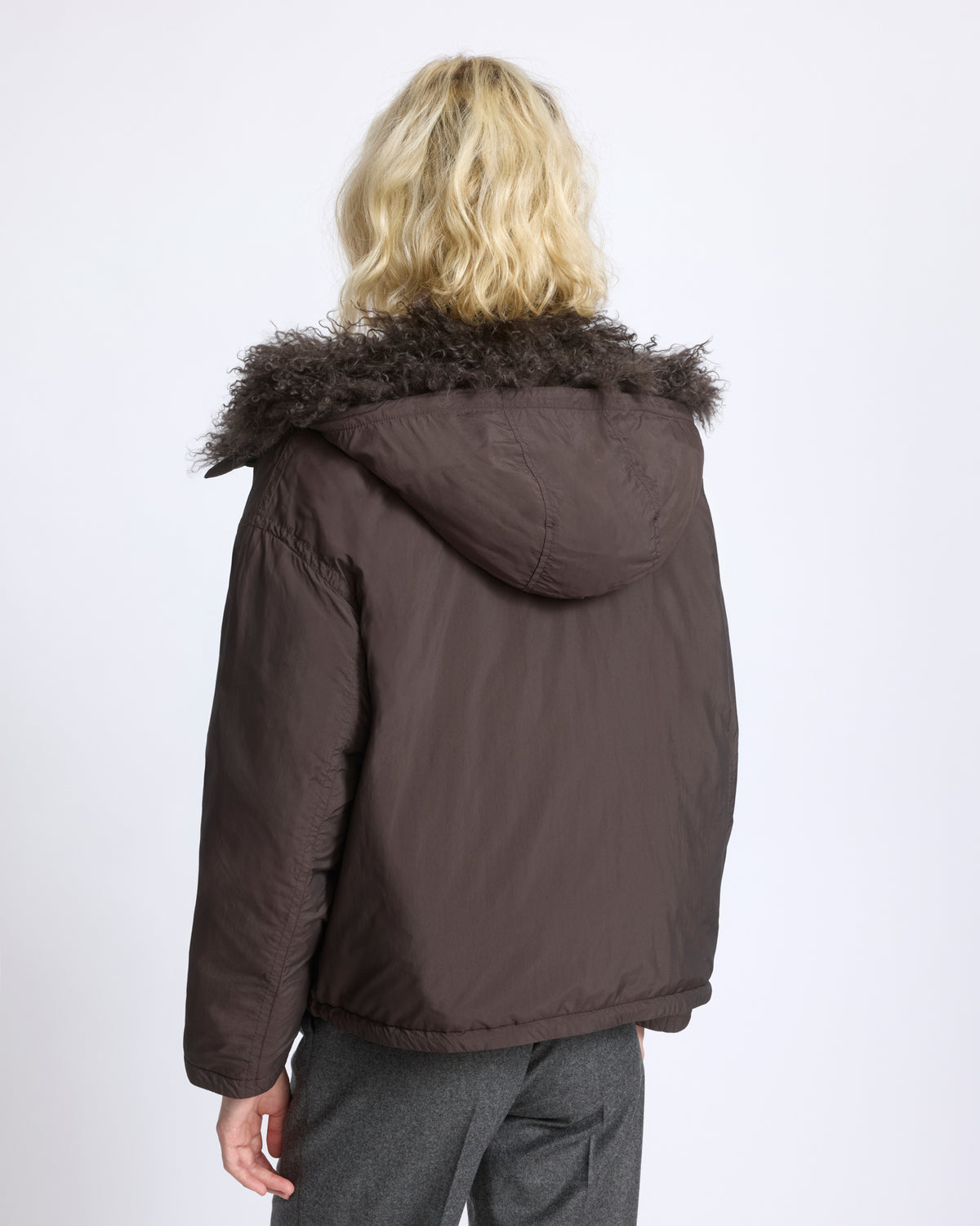 Doudoune courte ultra light avec agneau frisé - Yves Salomon - Nouvelle collection Automne Hiver
