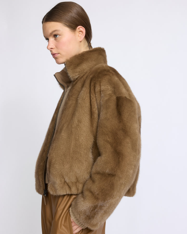 Veste en tissu technique déperlant réversible avec fourrure de vison - Yves Salomon - Nouvelle collection Automne Hiver