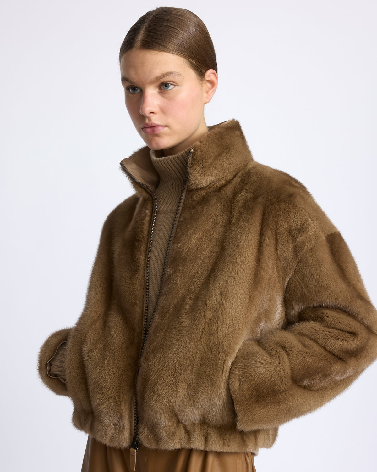 Veste en tissu technique déperlant réversible avec fourrure de vison - Yves Salomon - Nouvelle collection Automne Hiver