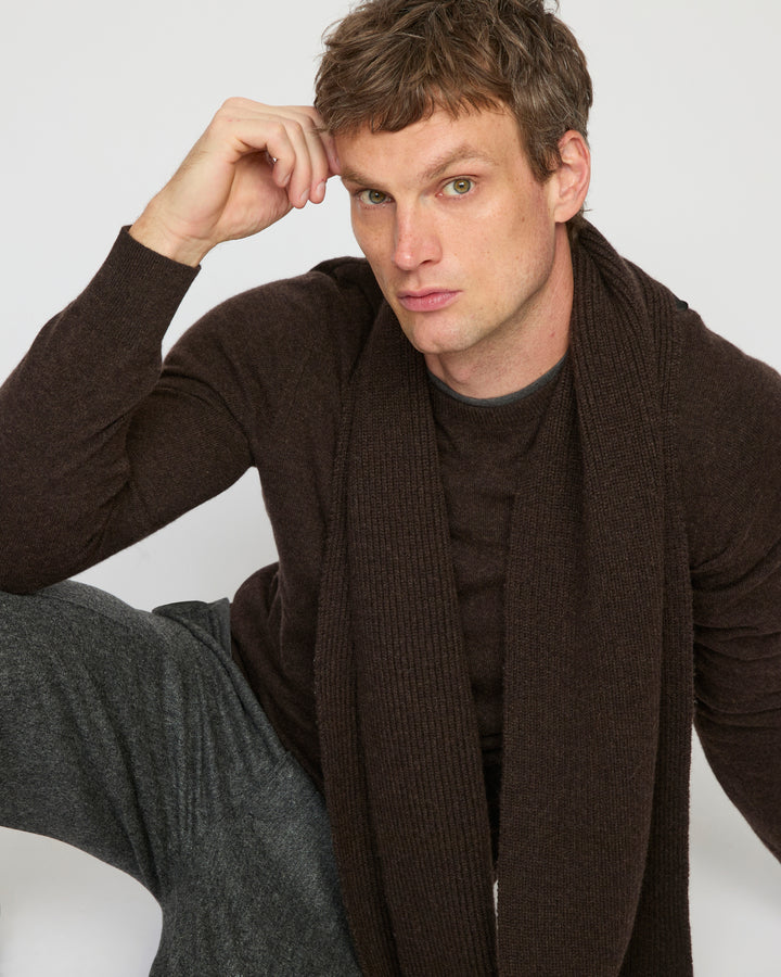 Crew neck knit jumper in 100% cashmere