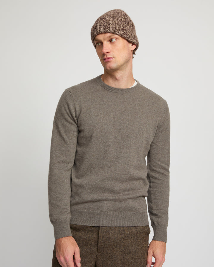Crew neck knit jumper in 100% cashmere