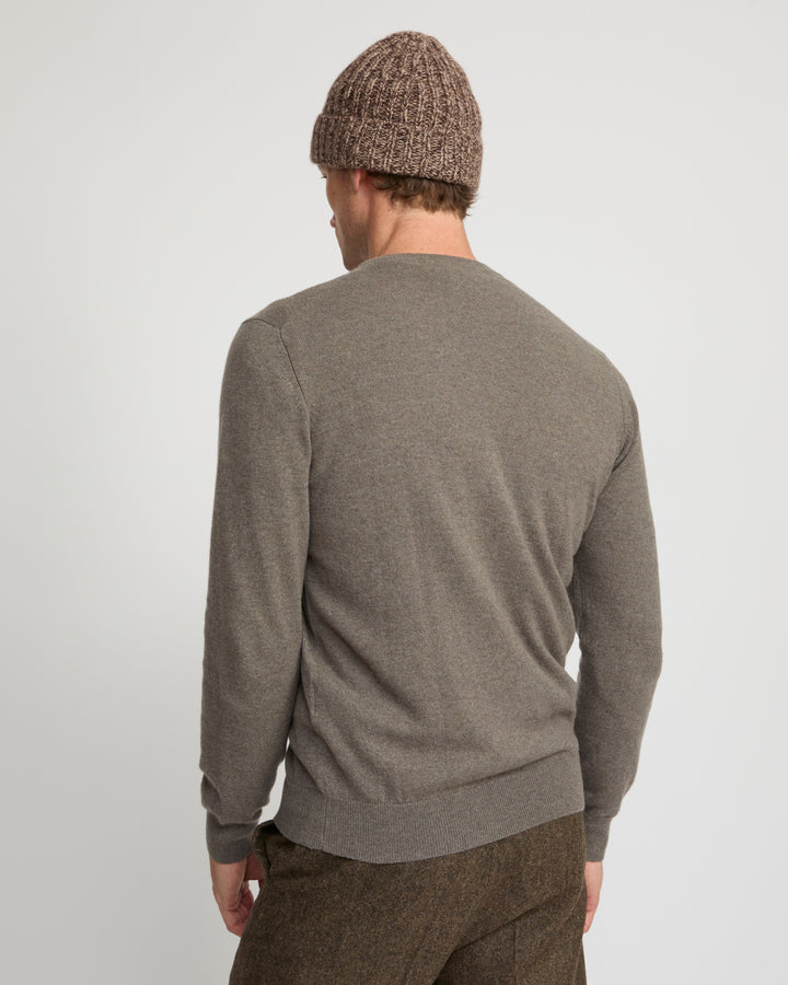 Crew neck knit jumper in 100% cashmere