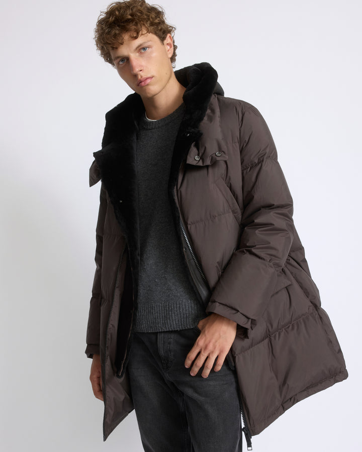 Doudoune avec plastron en peau lainée d'agneau Mérinos - Yves Salomon - Nouvelle collection Automne Hiver