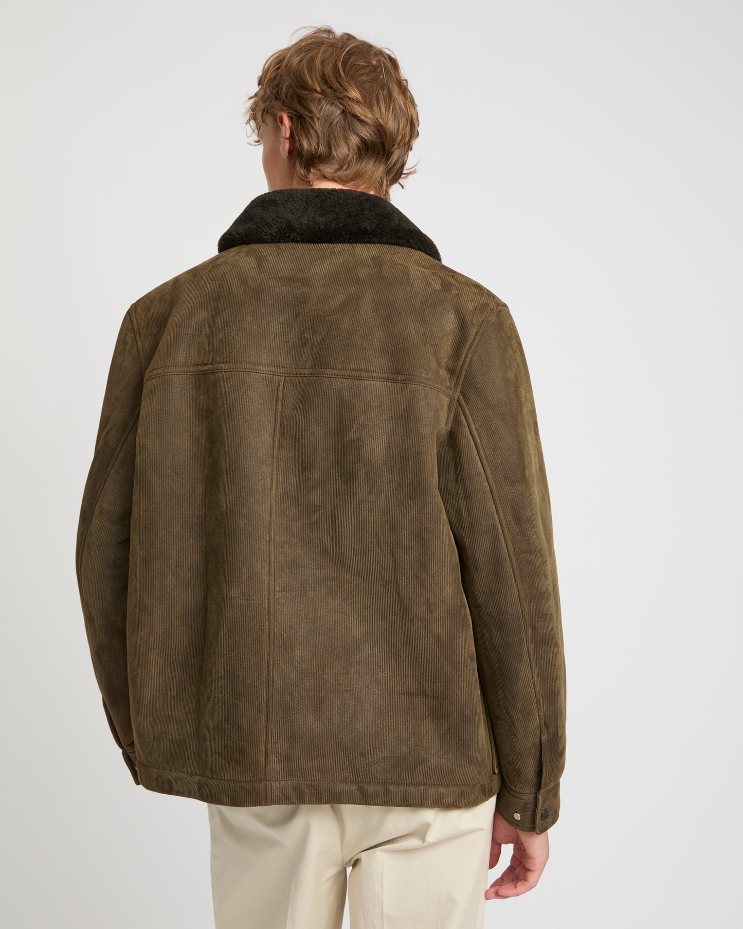 Veste en peau lainée d'agneau et cuir cotelé