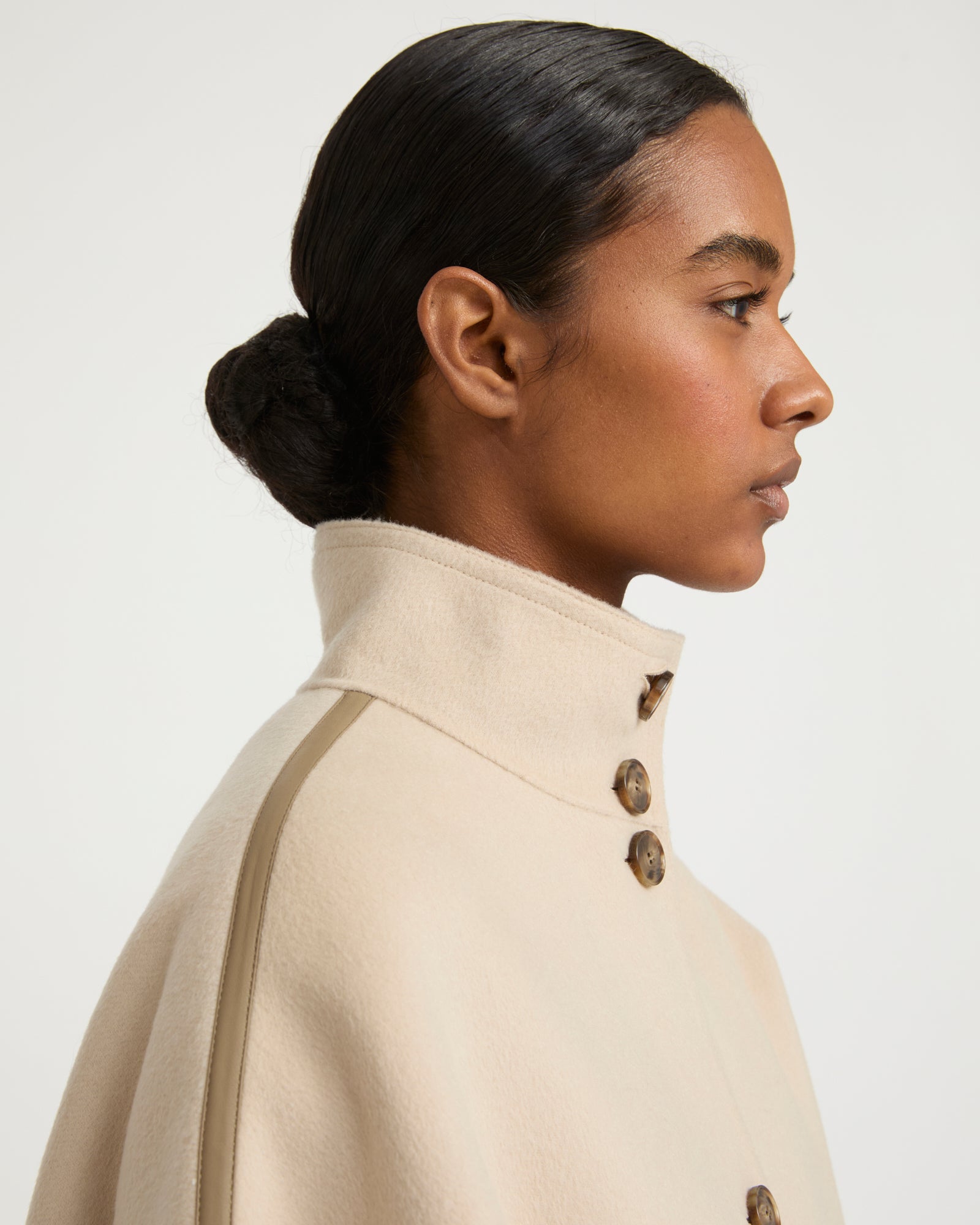 Heve アイボリー サテン バルーンスリーブ ジャケット Flare Sleeve Satin Jacket｜フレアスリーブサテンジャケット – MARTE