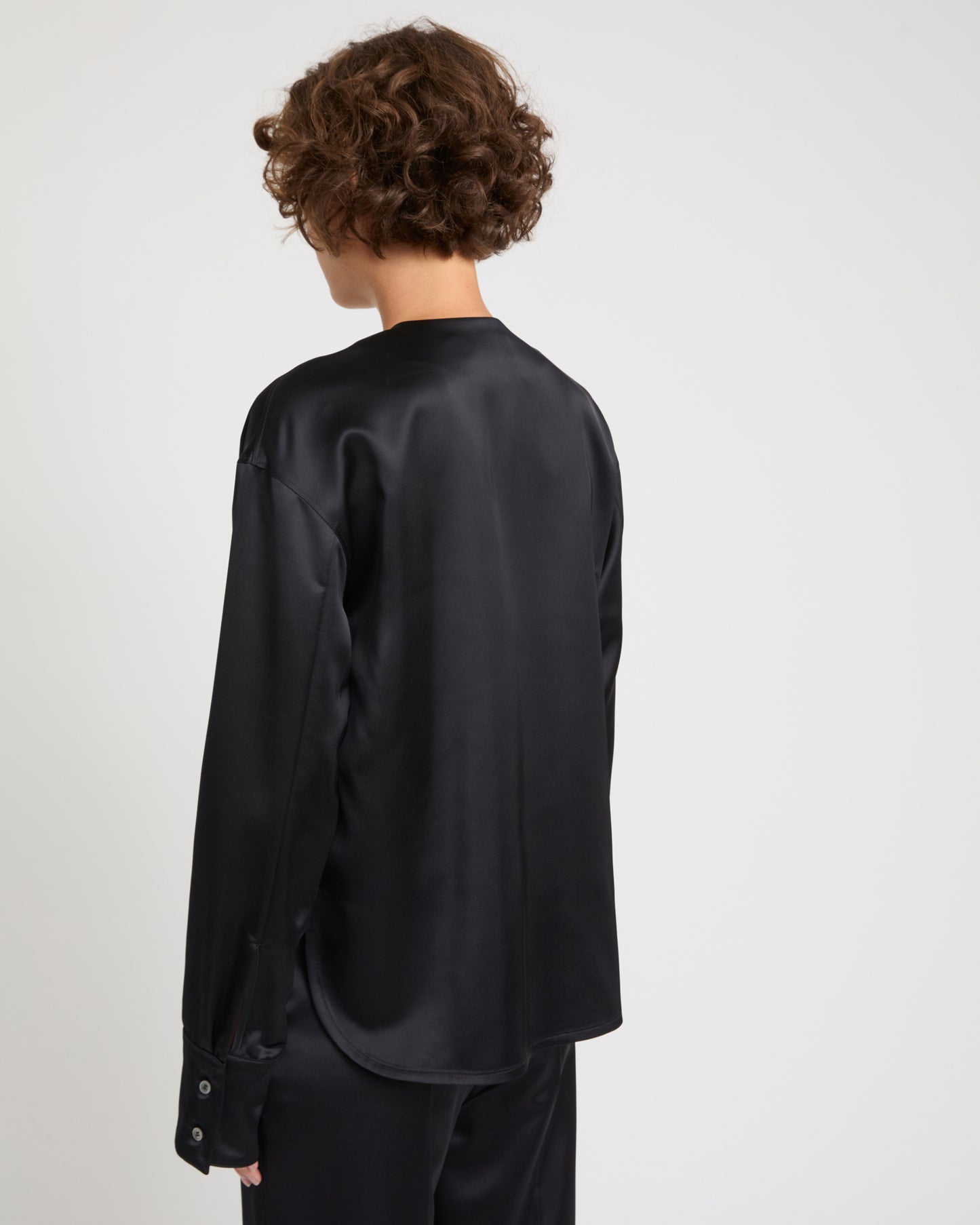 Blouse en satin lourd de laine -Yves Salomon